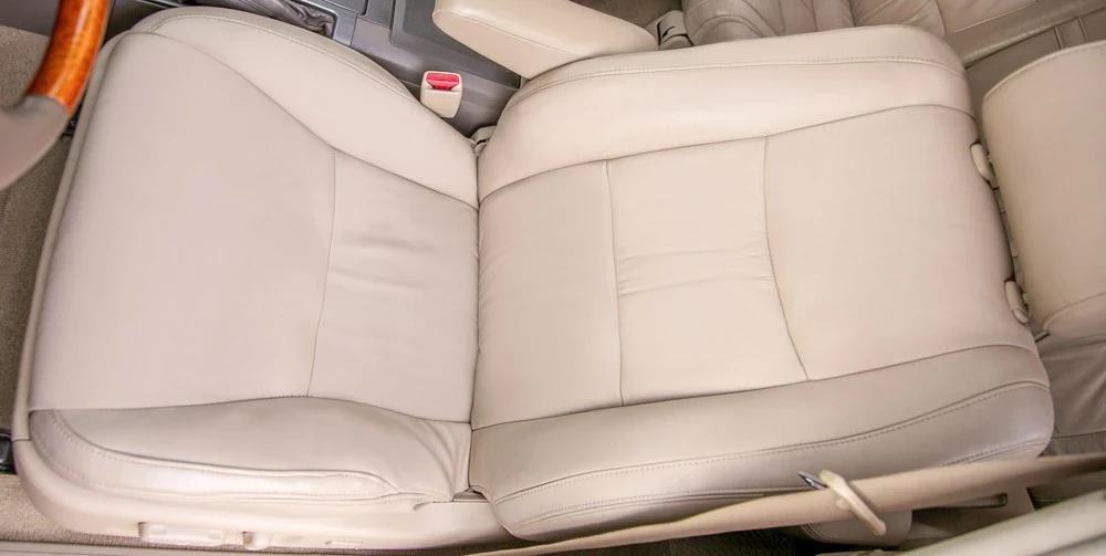 2004 Lexus GX 1st Gen - Image 14 of 19
