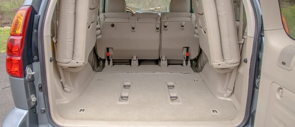 2004 Lexus GX 1st Gen - Image 17 of 19