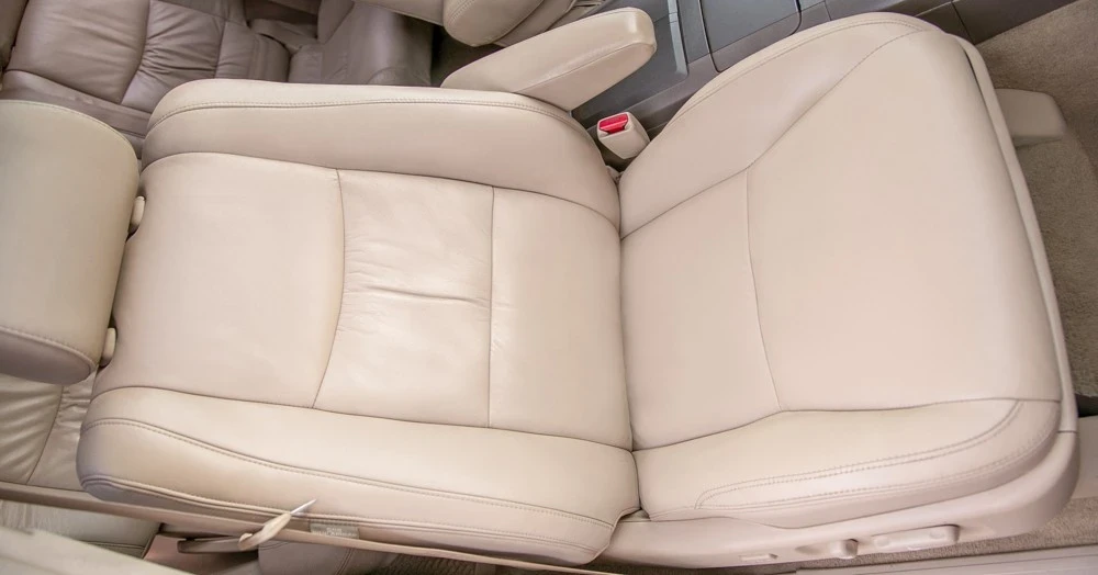 2004 Lexus GX 1st Gen - Image 15 of 19