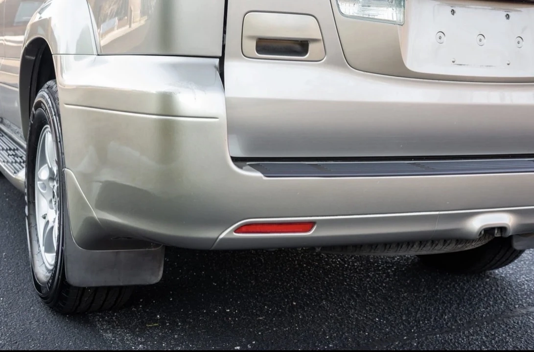 2004 Lexus GX 1st Gen - Image 9 of 21