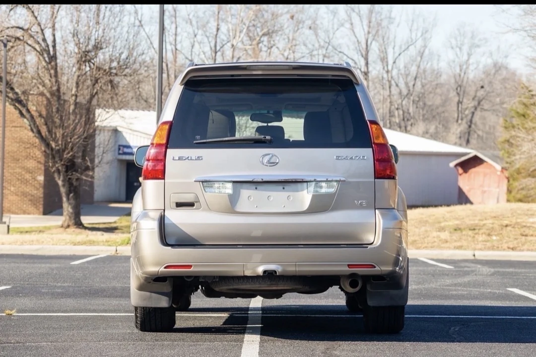 2004 Lexus GX 1st Gen - Image 4 of 21