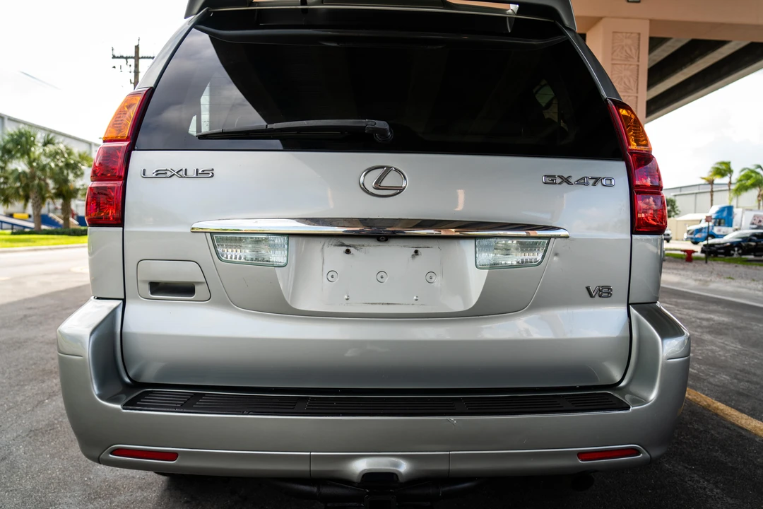 2004 Lexus GX 1st Gen - Image 30 of 31