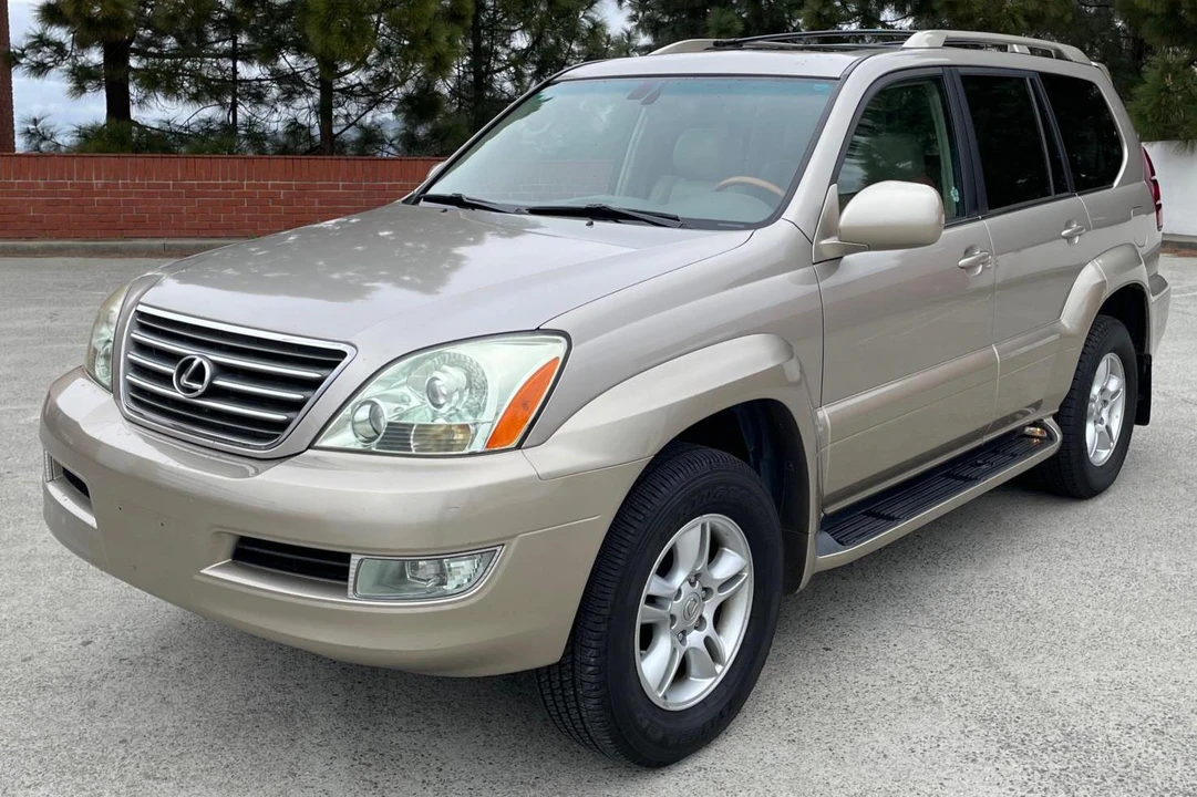 2004 Lexus GX 1st Gen - Image 2 of 31