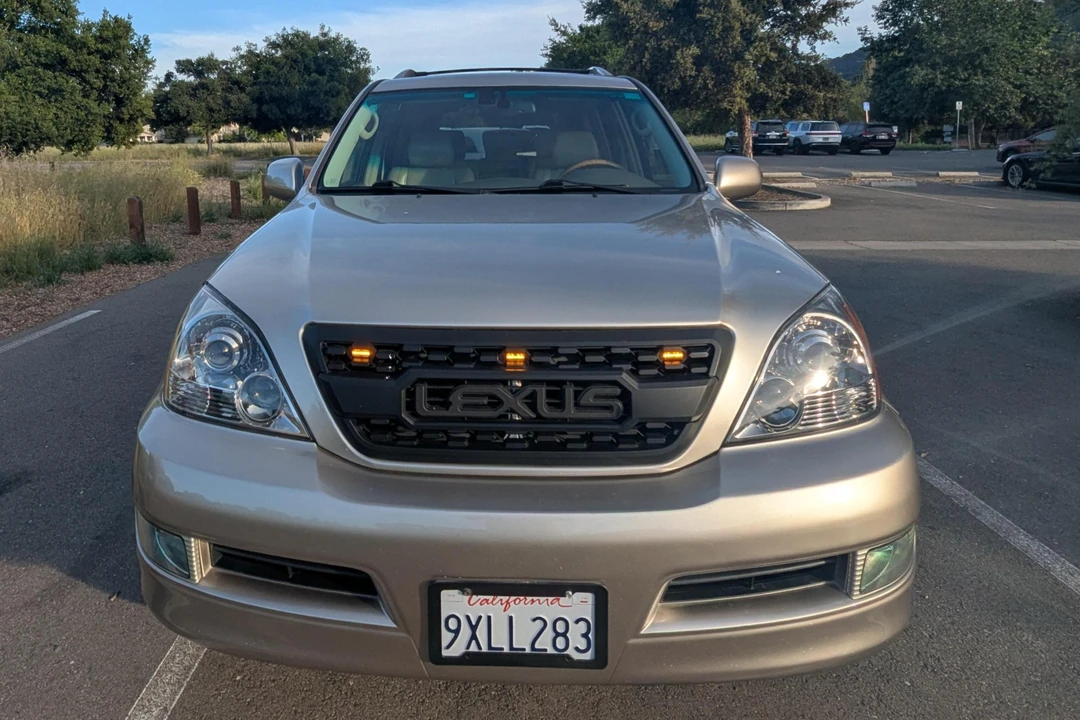 2004 Lexus GX 1st Gen - Image 2 of 31