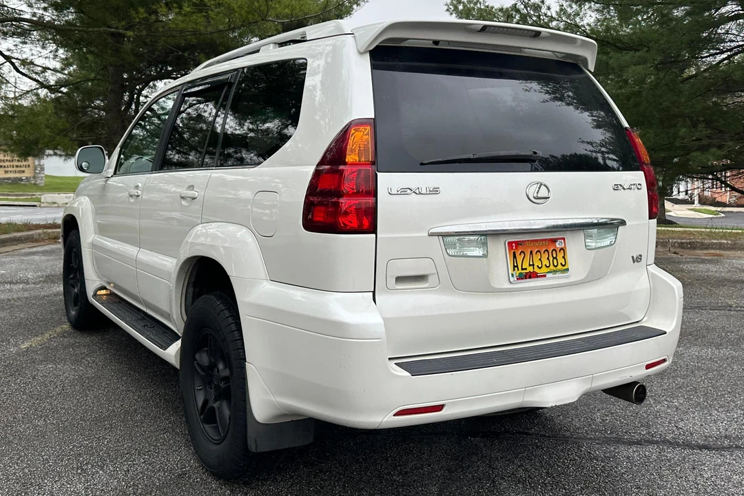 2004 Lexus GX 1st Gen - Image 4 of 31