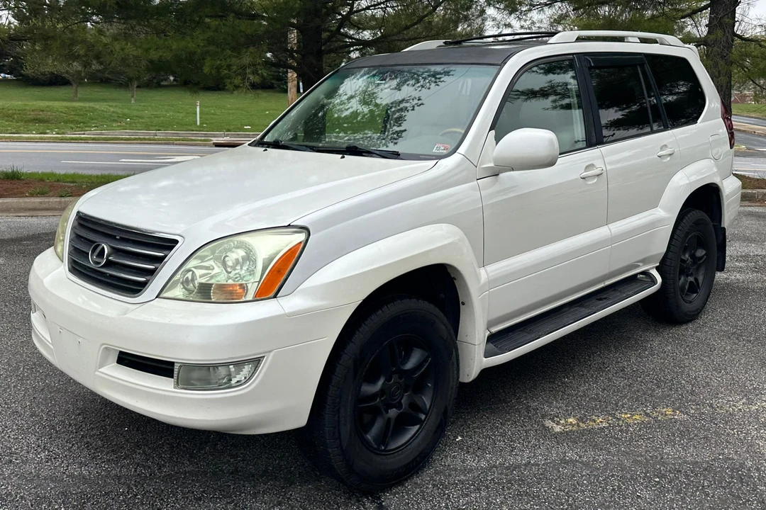 2004 Lexus GX 1st Gen - Image 3 of 31