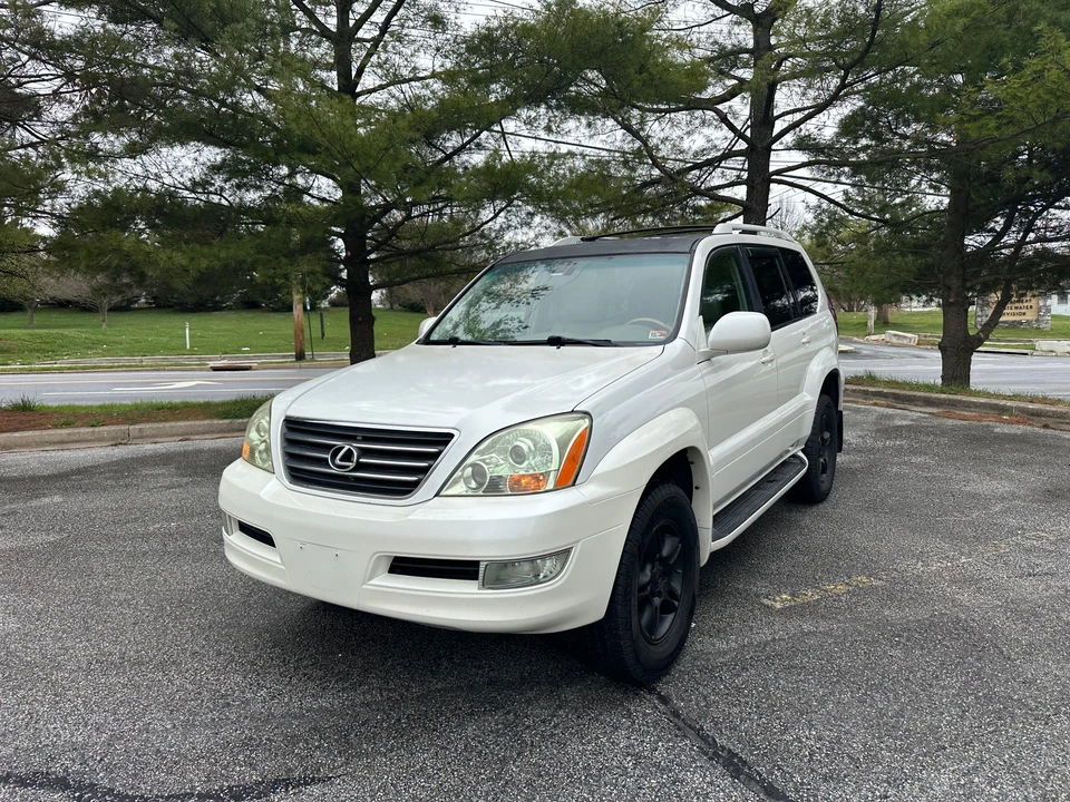 2004 Lexus GX 1st Gen - Image 8 of 31