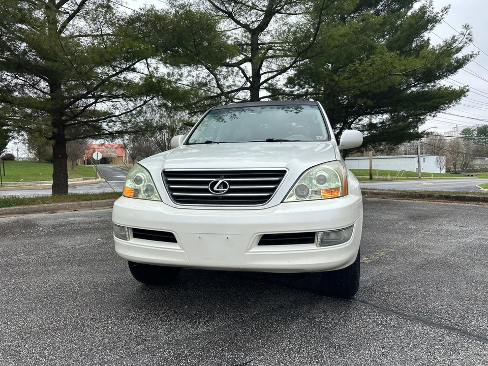 2004 Lexus GX 1st Gen - Image 6 of 31