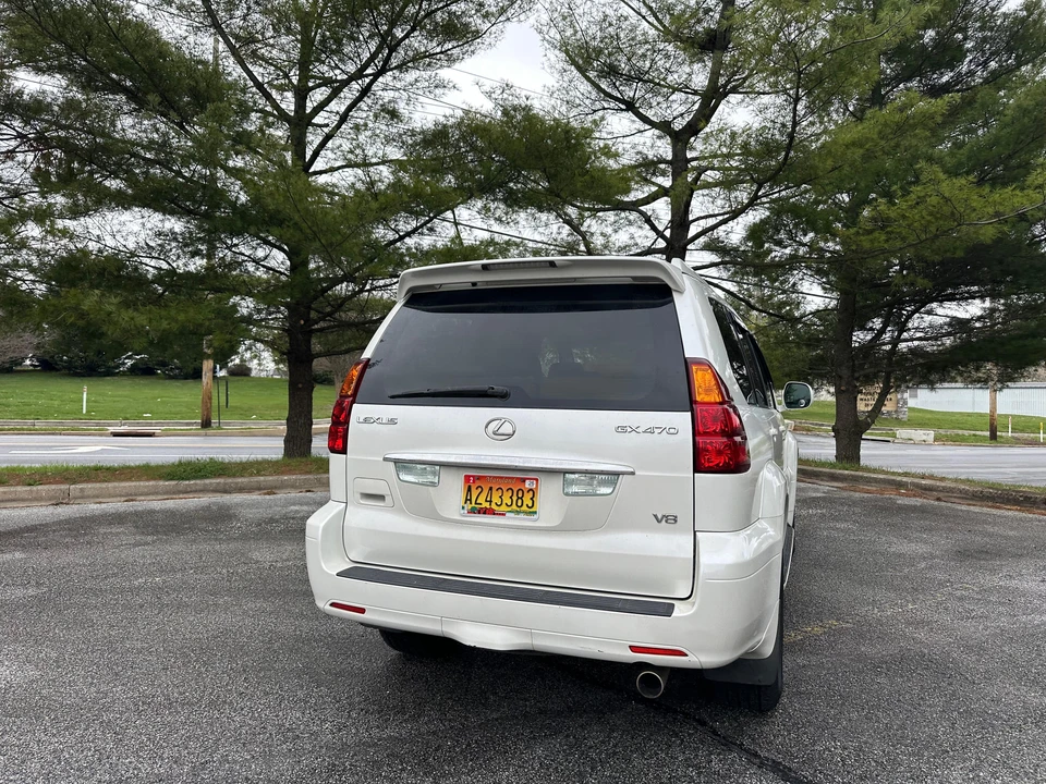 2004 Lexus GX 1st Gen - Image 12 of 31