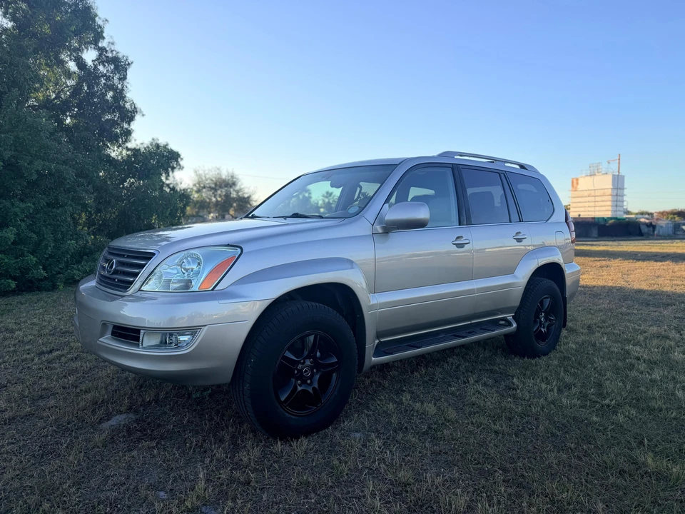 2004 Lexus GX 1st Gen - Image 8 of 31