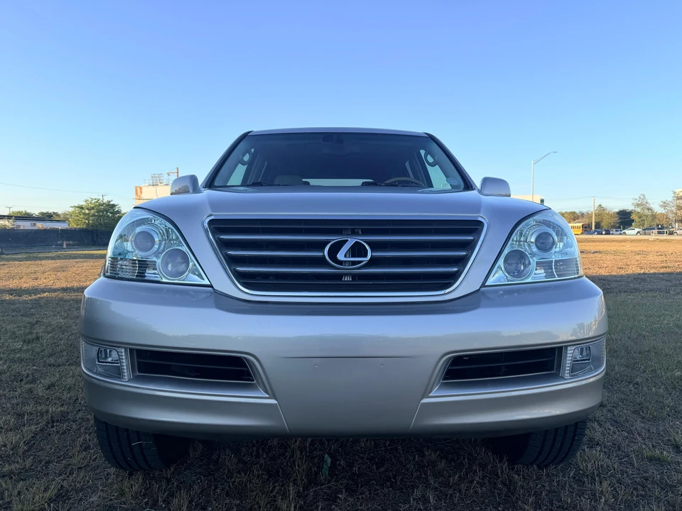 2004 Lexus GX 1st Gen - Image 7 of 31