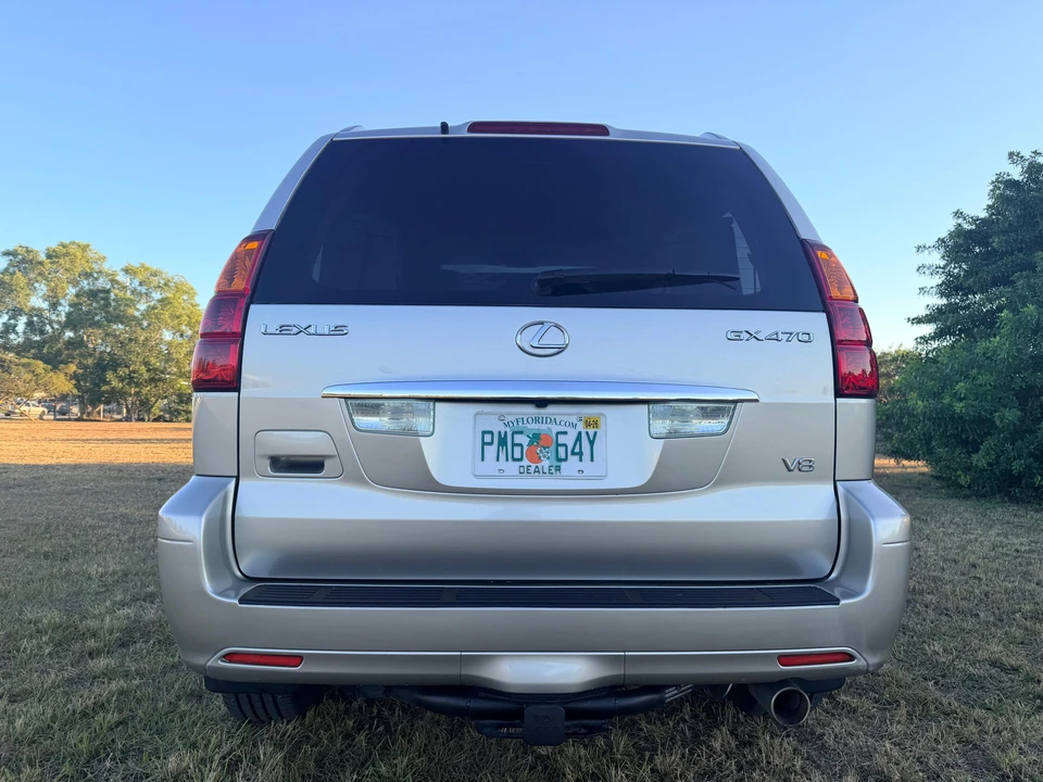 2004 Lexus GX 1st Gen - Image 18 of 31
