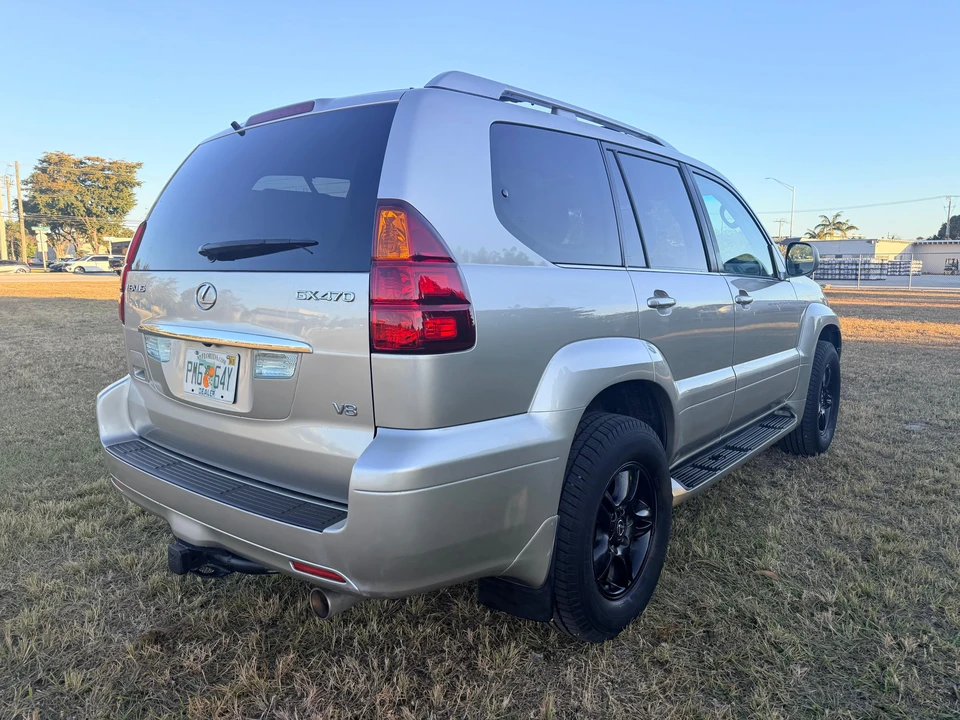2004 Lexus GX 1st Gen - Image 20 of 31