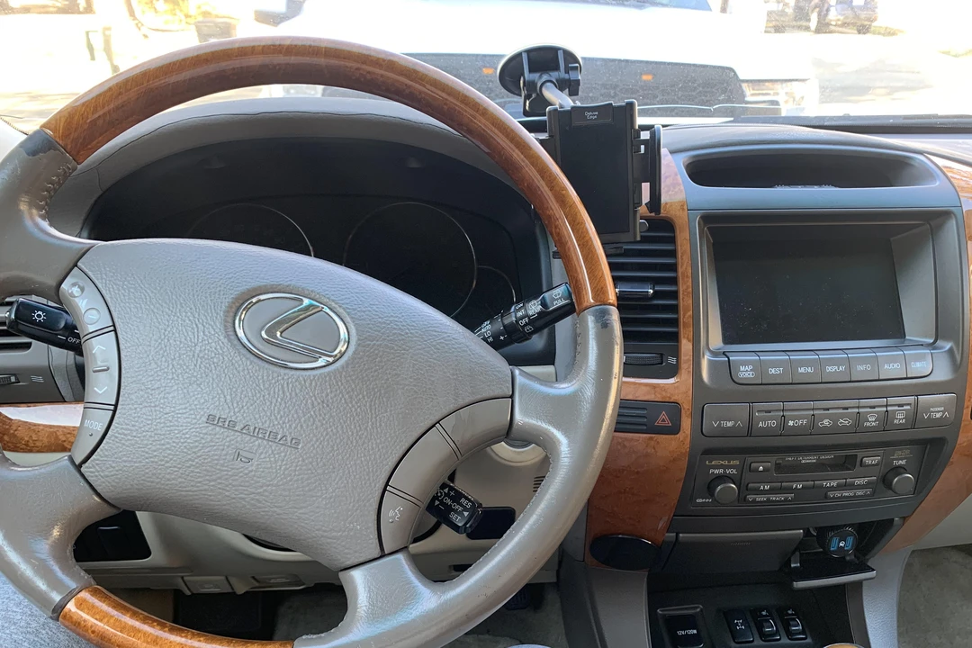 2004 Lexus GX 1st Gen - Image 31 of 31