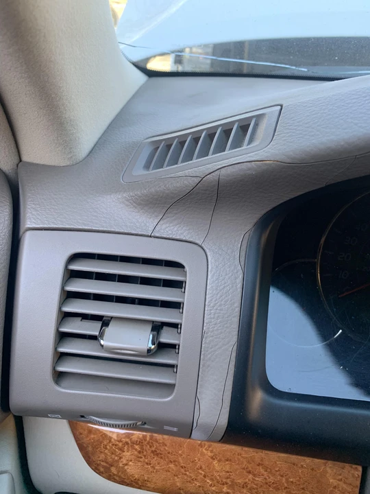 2004 Lexus GX 1st Gen - Image 30 of 31