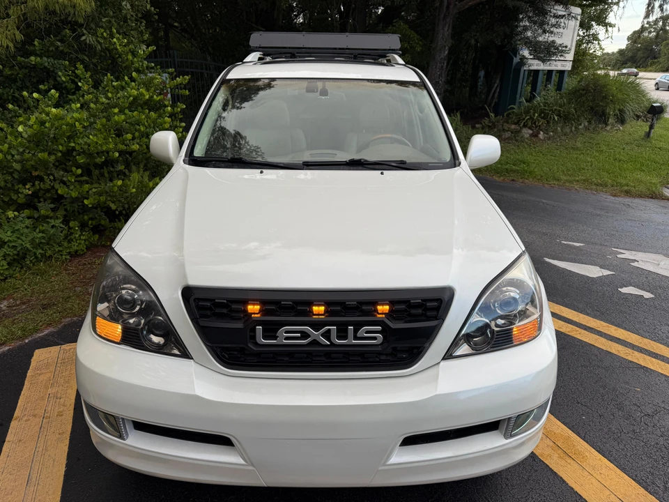 2004 Lexus GX 1st Gen - Image 6 of 31