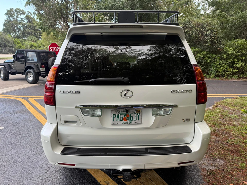 2004 Lexus GX 1st Gen - Image 17 of 31