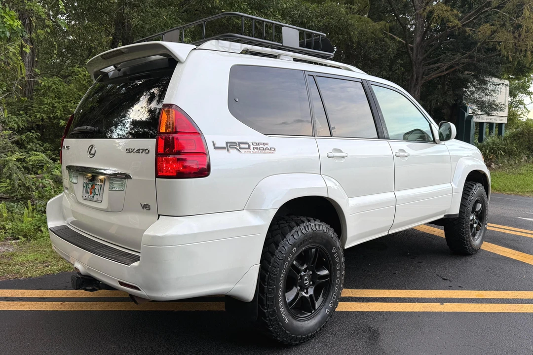 2004 Lexus GX 1st Gen - Image 4 of 31