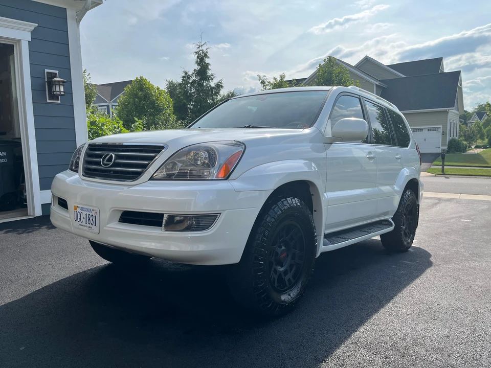 2004 Lexus GX 1st Gen - Image 6 of 31