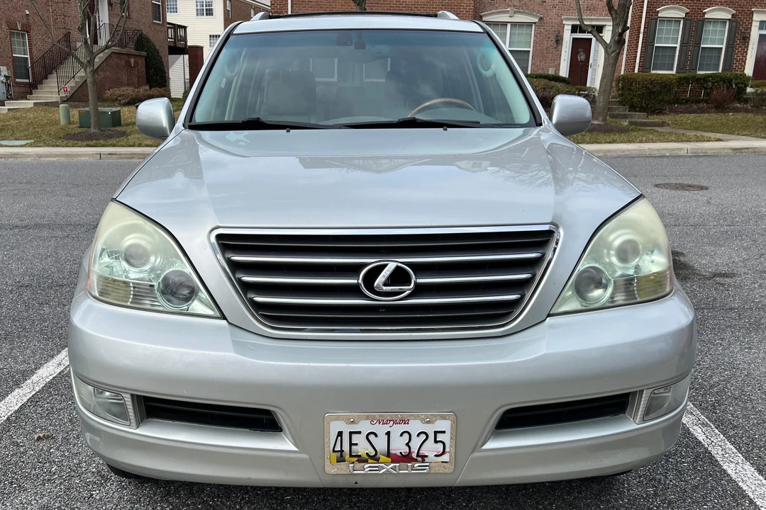 2004 Lexus GX 1st Gen - Image 2 of 31