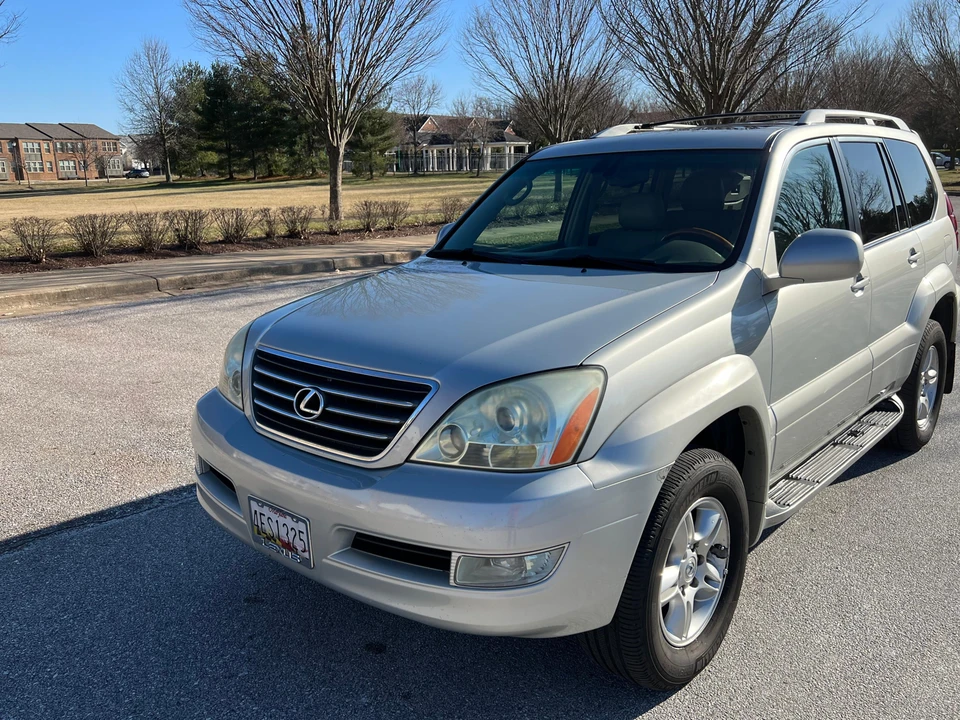2004 Lexus GX 1st Gen - Image 8 of 31