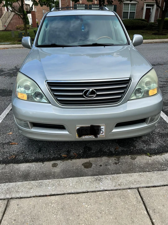 2004 Lexus GX 1st Gen - Image 27 of 31