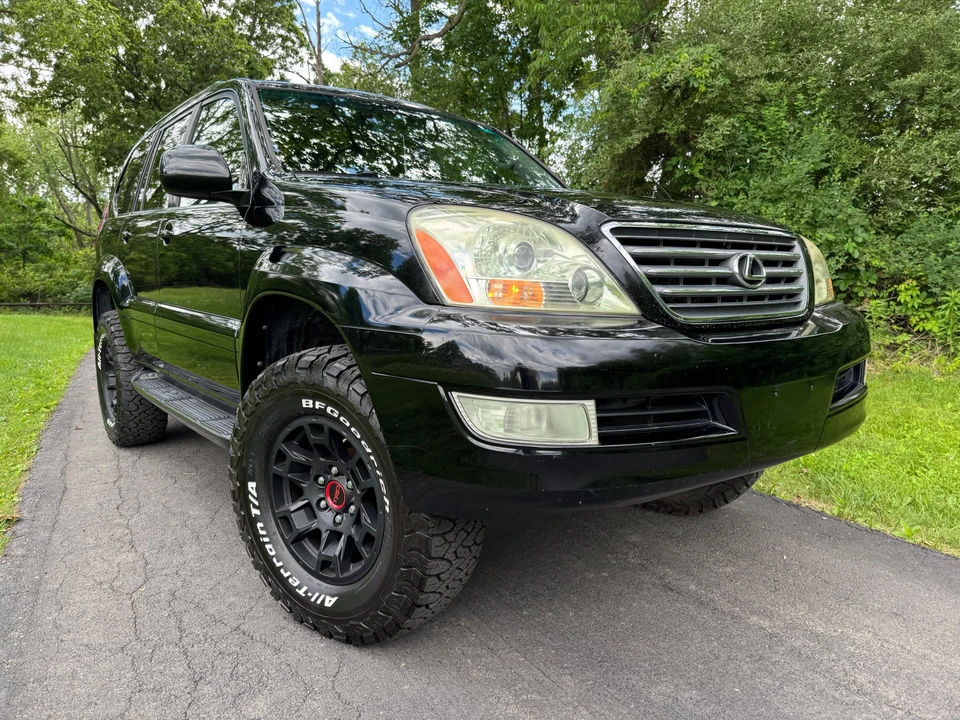 2004 Lexus GX 1st Gen - Image 15 of 31