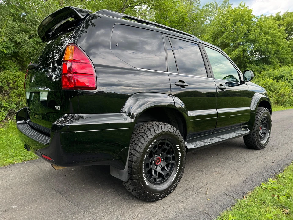 2004 Lexus GX 1st Gen - Image 12 of 31
