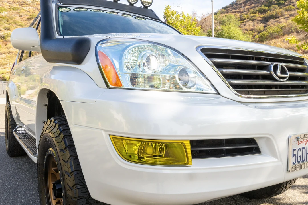 2004 Lexus GX 1st Gen - Image 6 of 9