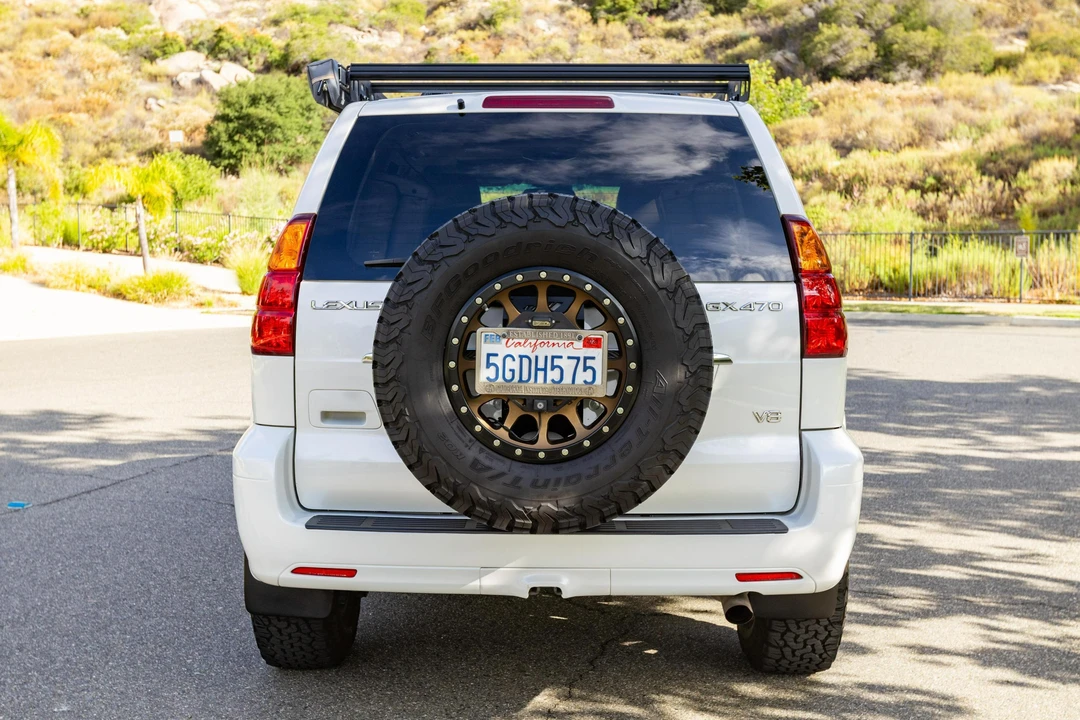 2004 Lexus GX 1st Gen - Image 5 of 9