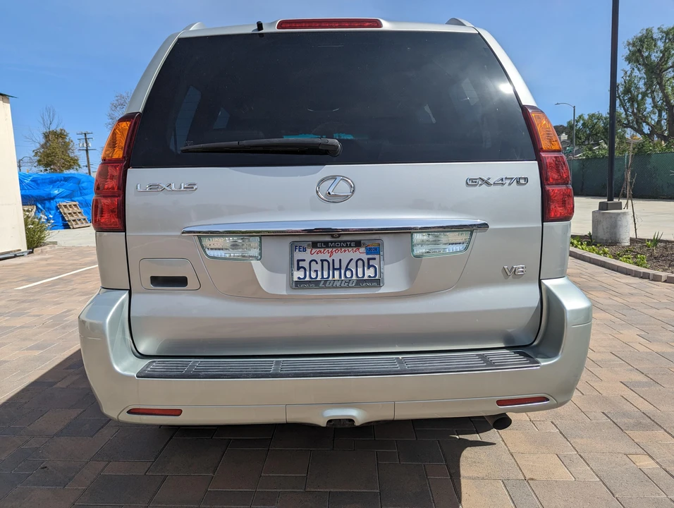 2004 Lexus GX 1st Gen - Image 10 of 31