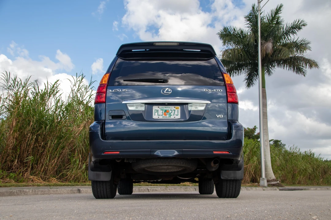 2004 Lexus GX 1st Gen - Image 16 of 31