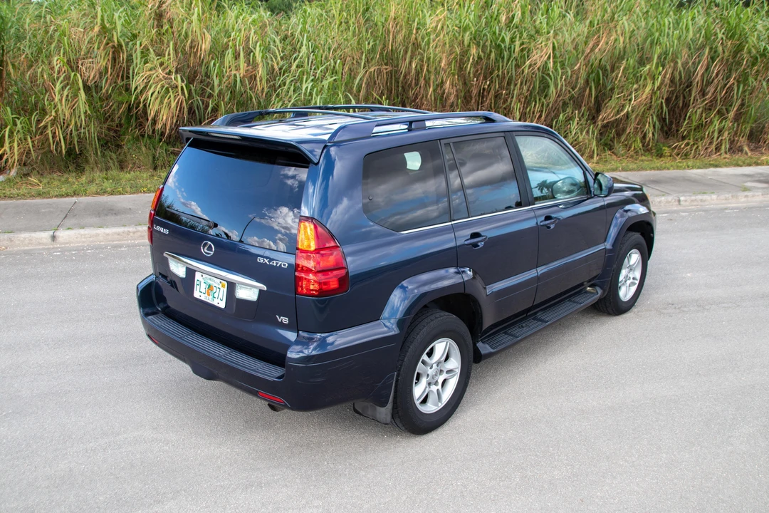 2004 Lexus GX 1st Gen - Image 18 of 31