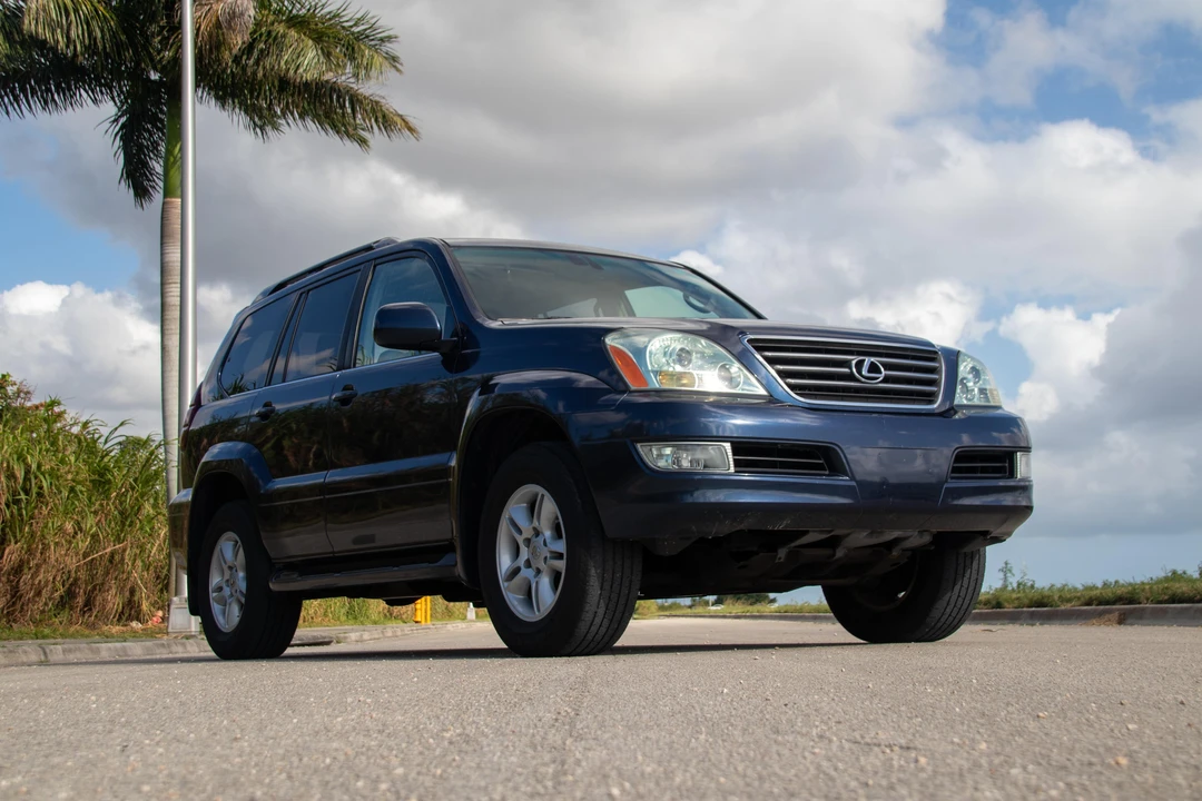2004 Lexus GX 1st Gen - Image 23 of 31