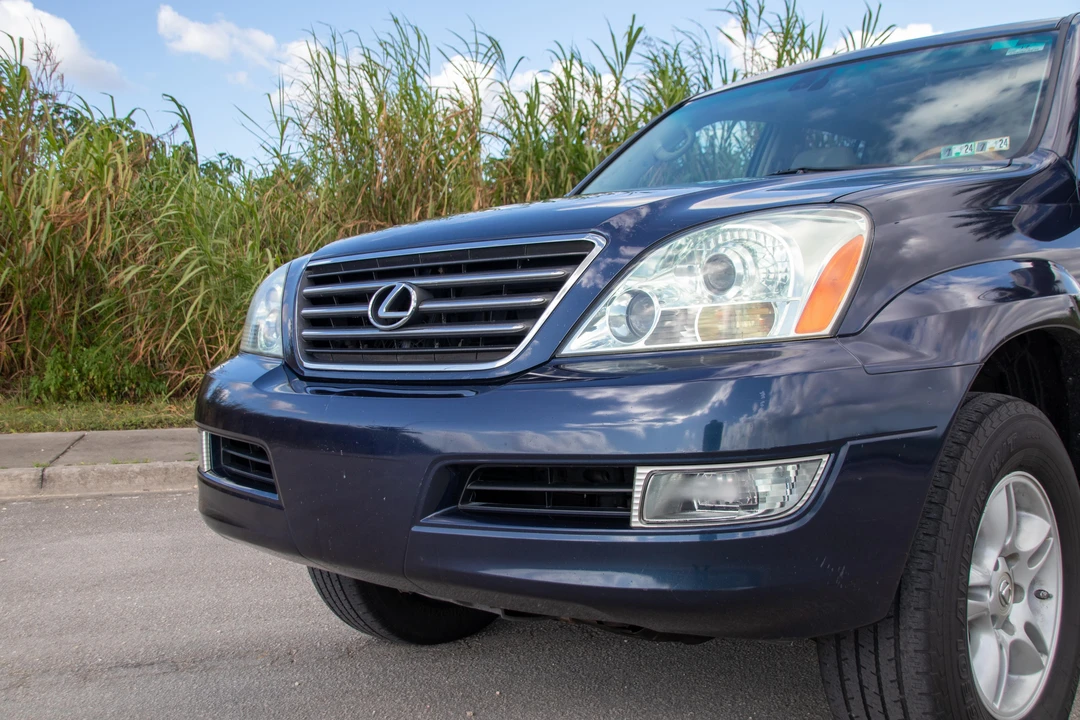 2004 Lexus GX 1st Gen - Image 29 of 31