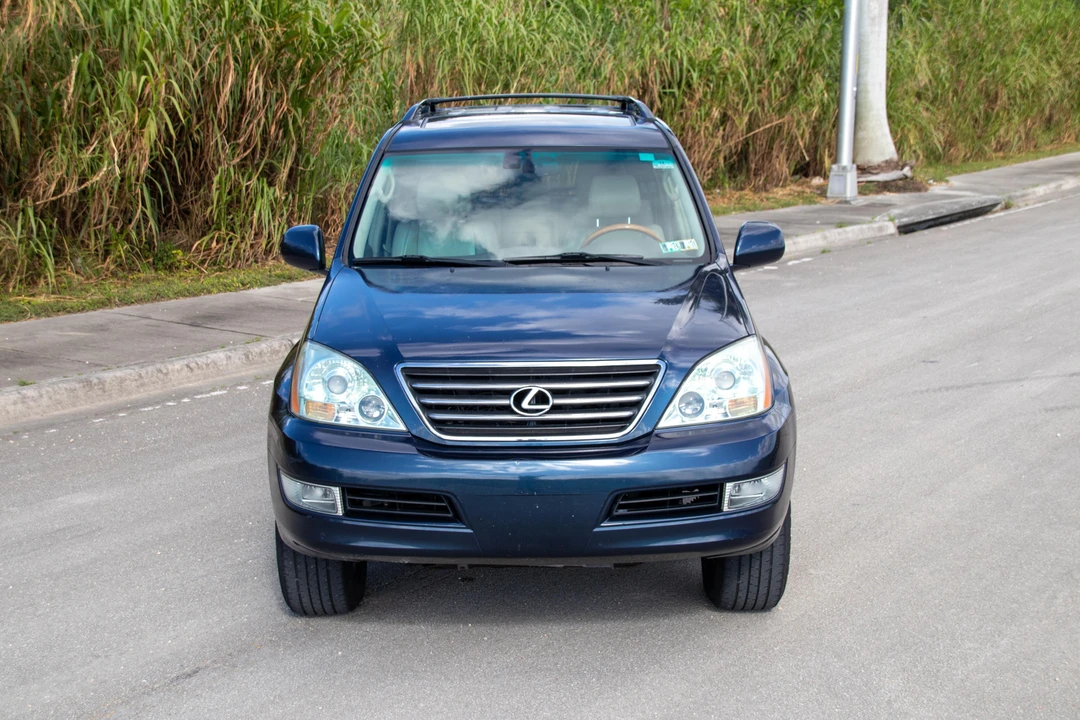 2004 Lexus GX 1st Gen - Image 6 of 31