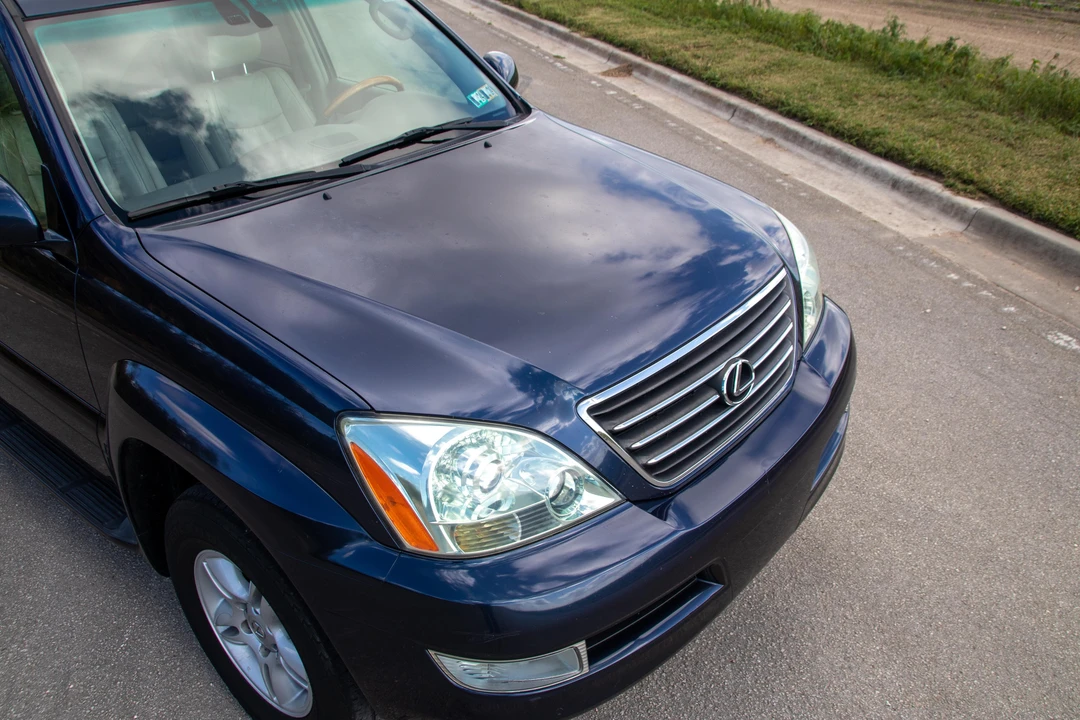 2004 Lexus GX 1st Gen - Image 24 of 31