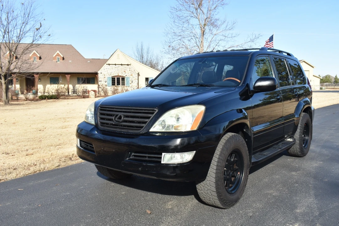 2004 Lexus GX 1st Gen - Image 2 of 21