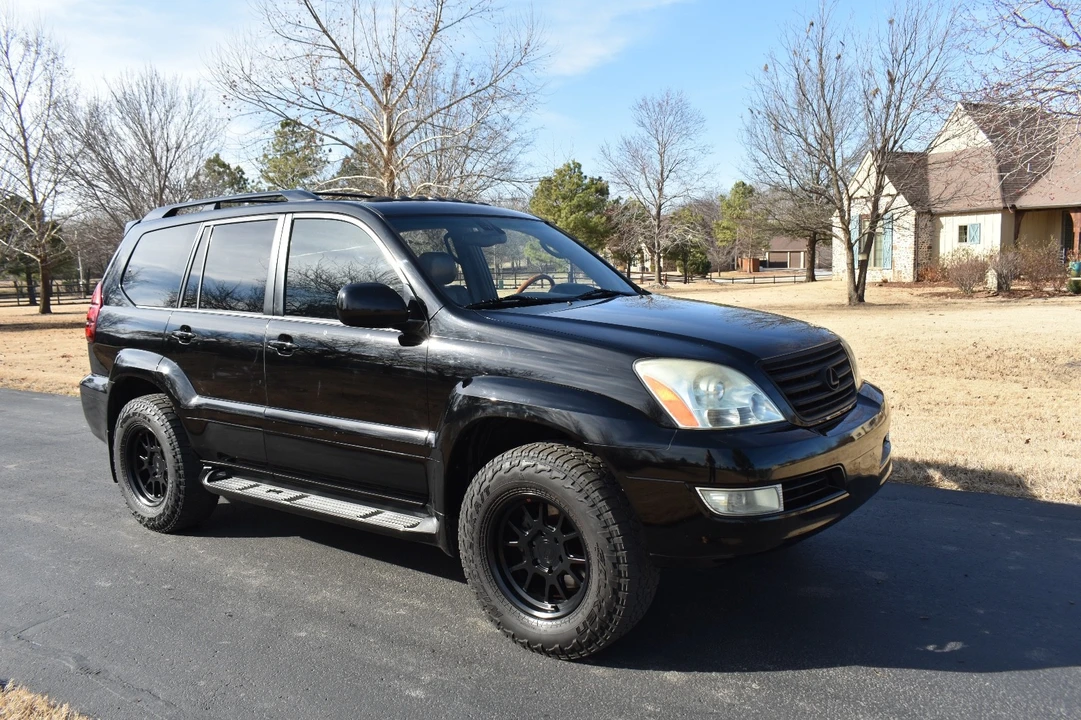 2004 Lexus GX 1st Gen - Image 11 of 21