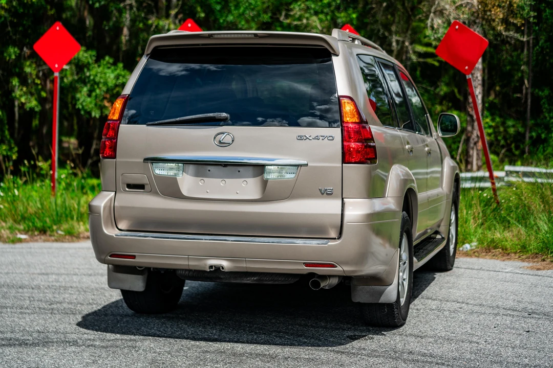 2004 Lexus GX 1st Gen - Image 20 of 31