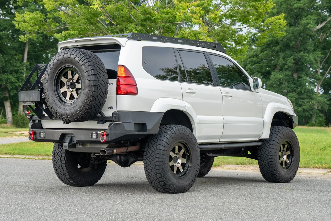 2004 Lexus GX 1st Gen - Image 9 of 31