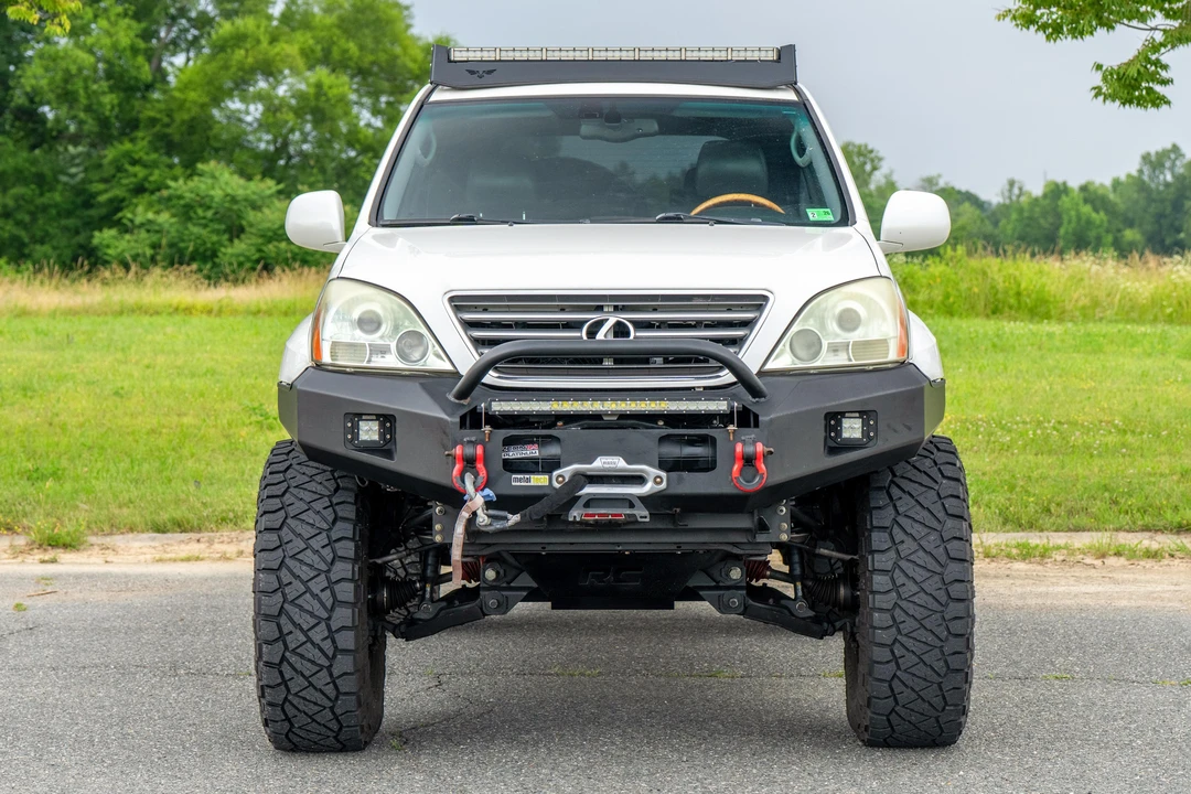 2004 Lexus GX 1st Gen - Image 2 of 31