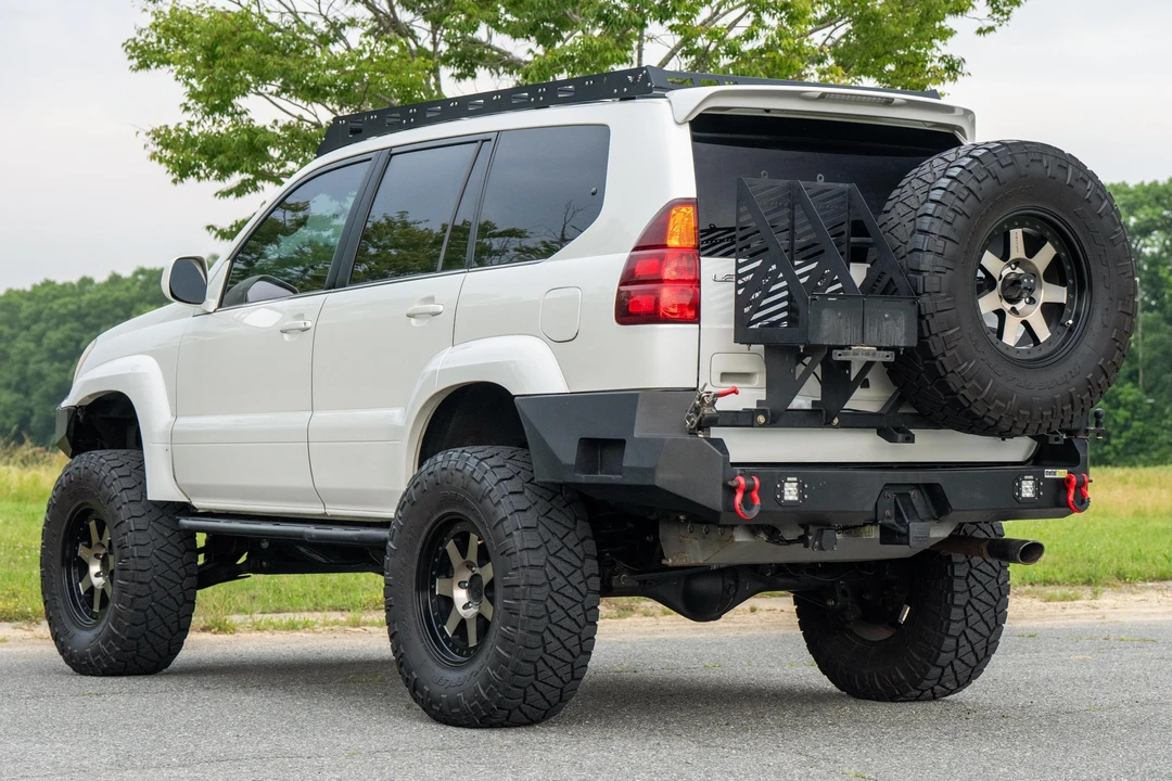 2004 Lexus GX 1st Gen - Image 4 of 31