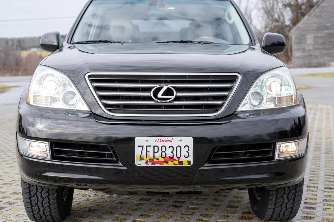 2004 Lexus GX 1st Gen - Image 6 of 31