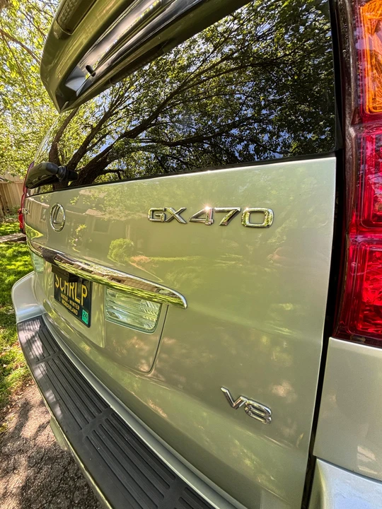 2004 Lexus GX 1st Gen - Image 25 of 31
