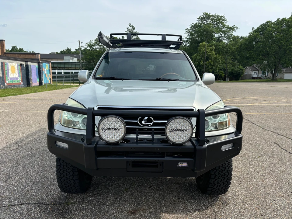 2004 Lexus GX 1st Gen - Image 6 of 31