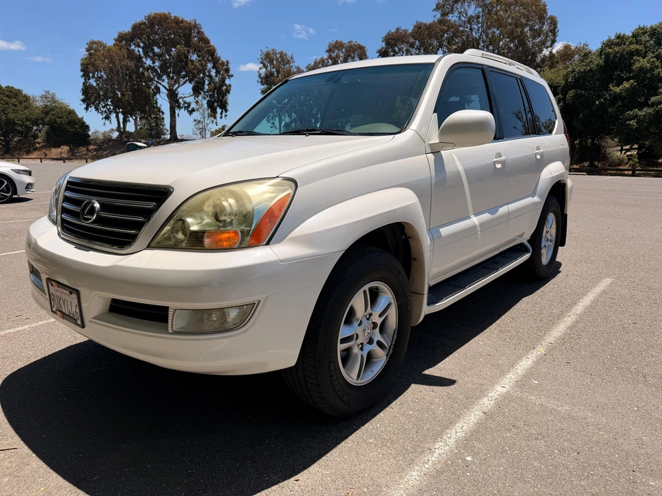 2004 Lexus GX 1st Gen - Image 7 of 31