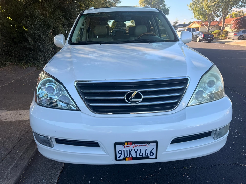 2004 Lexus GX 1st Gen - Image 6 of 31