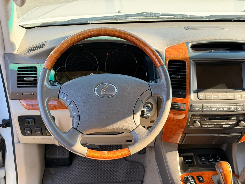 2004 Lexus GX 1st Gen - Image 31 of 31