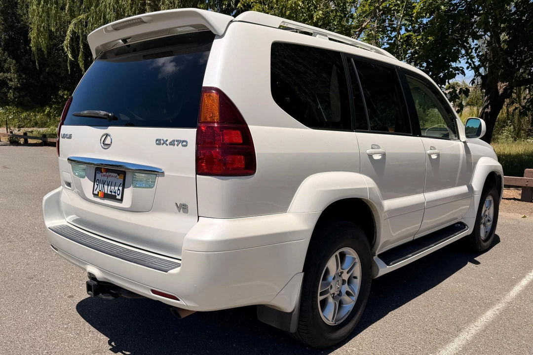 2004 Lexus GX 1st Gen - Image 4 of 31